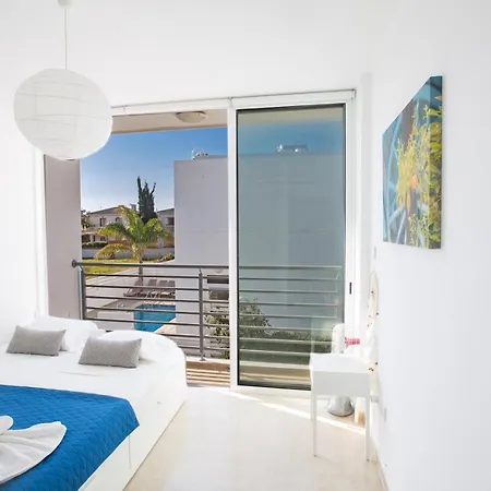 Danae Pearl 10 Villa *