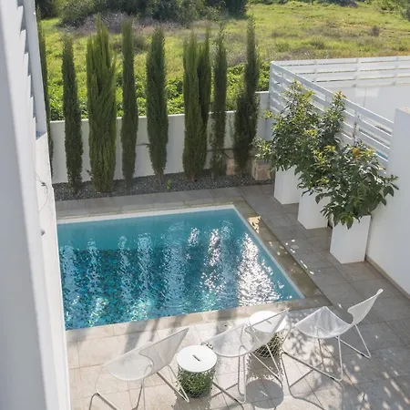 Danae Pearl 10 Villa *